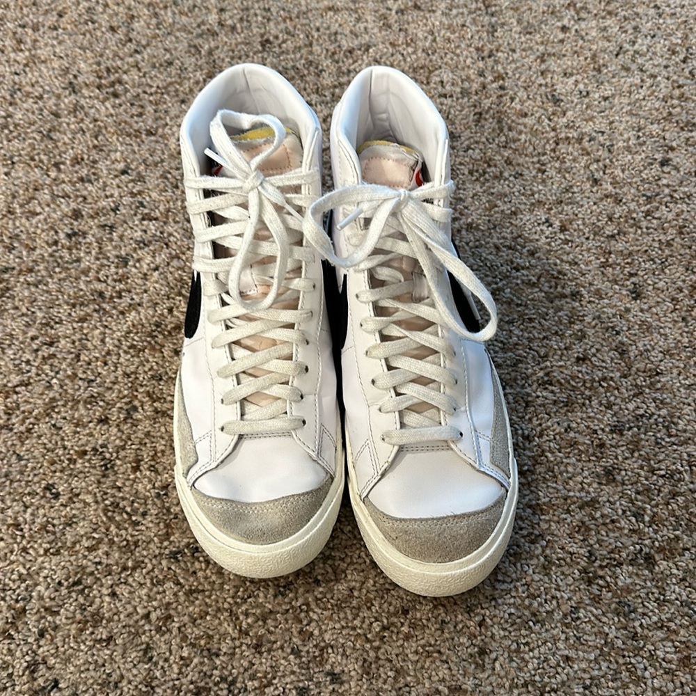 Nike Blazer Mid 77 Vintage Mens Shoe